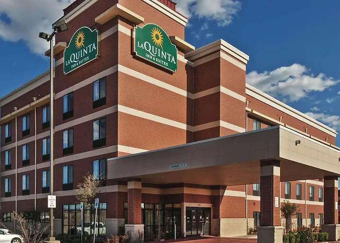 La Quinta By Wyndham Edmond