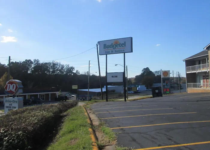 Budgetel Inn & Suites