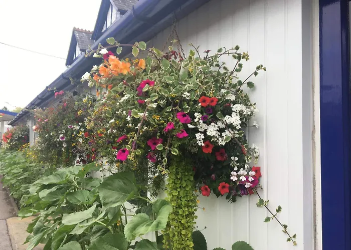 Penny Farthing Hotel & Cottages