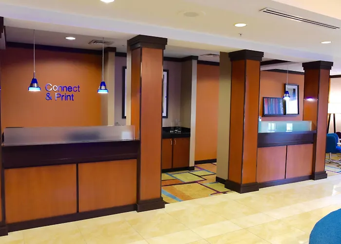 Fairfield Inn & Suites By Marriott Weirton