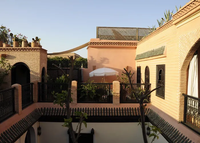 Riad Les Trois Palmiers El Bacha