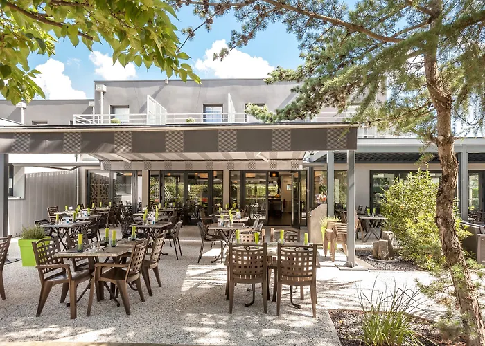 Au Comté d'Ornon Hôtel&Spa Gradignan