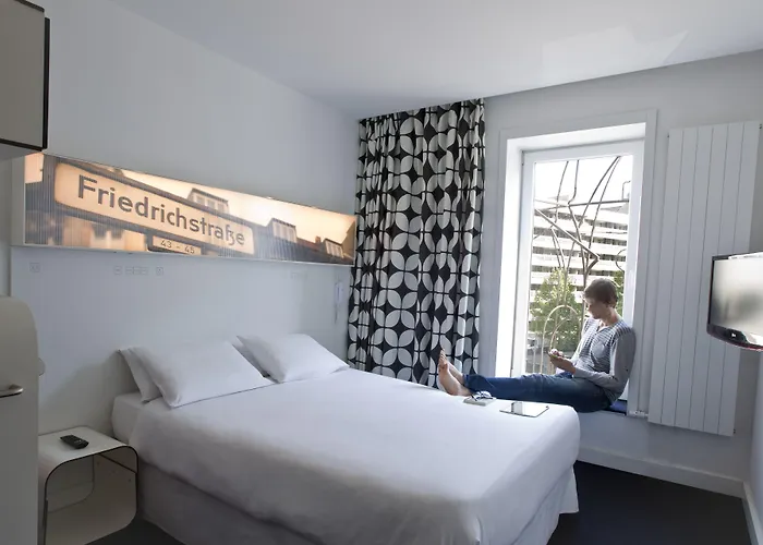 Hotel Gat Point Charlie