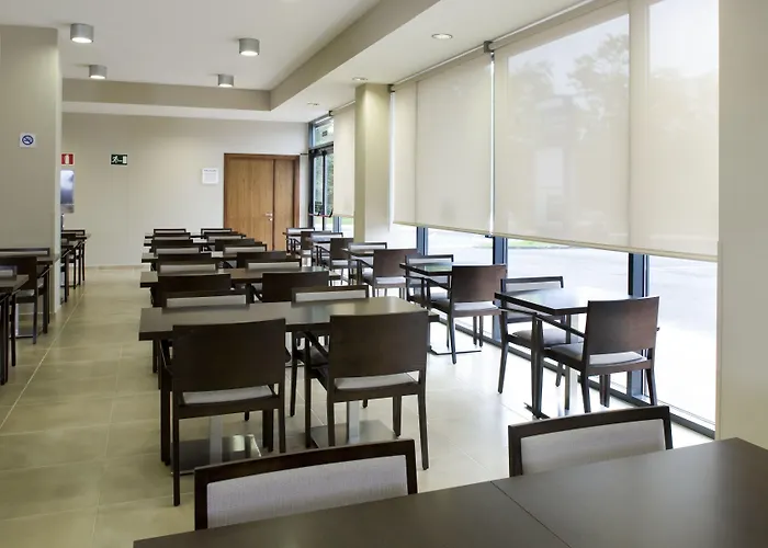 Holiday Inn Express Bilbao Airport By Ihg