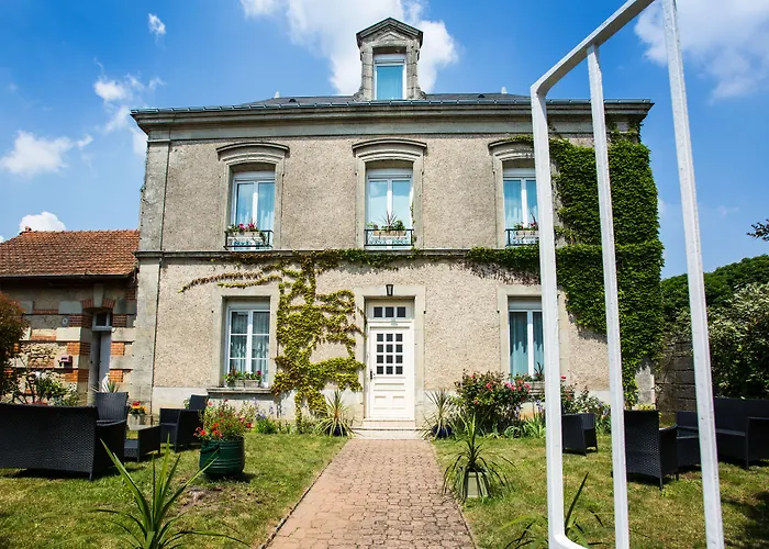 Logis Hôtels Restaurant La Mère Hamard
