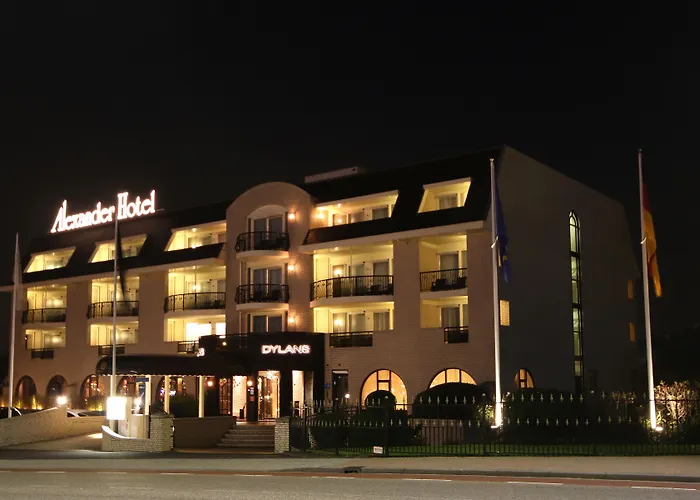 Alexander Hotel