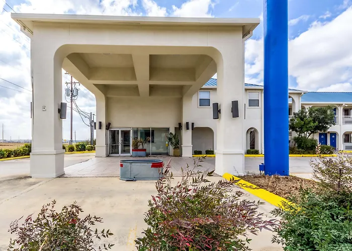 Motel 6 Seguin Tx