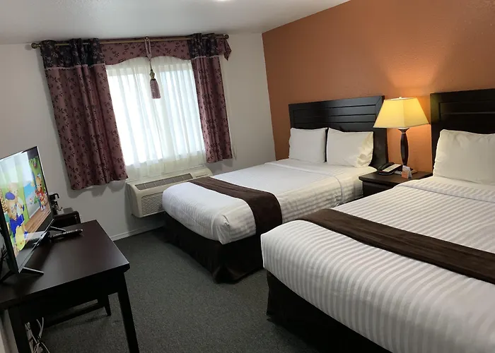 Lake Country Inn Winfield