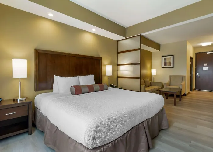 Best Western Plus Lacey Inn & Suites
