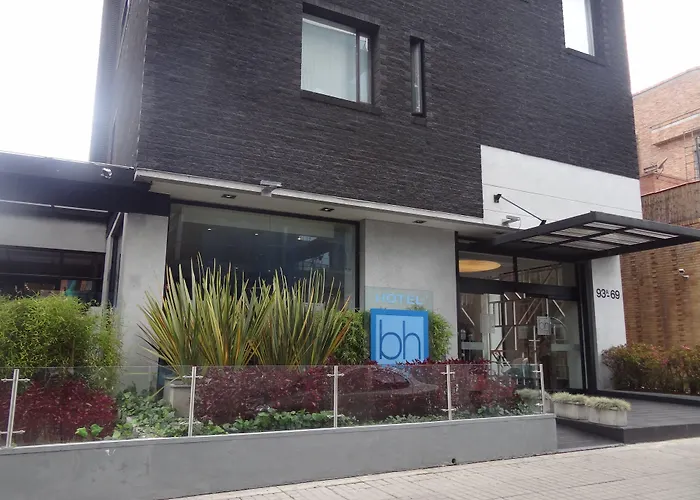 Hotel bh Parque 93