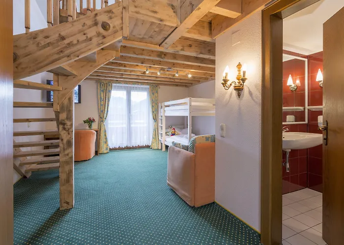 Familotel Kaiserhof - Families Only Berwang