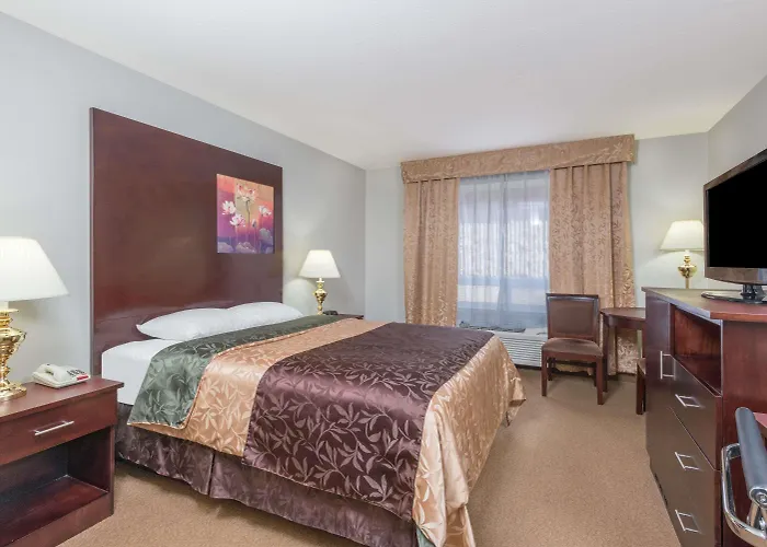 Super 8 By Wyndham Innisfail
