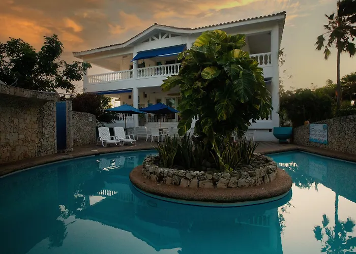 Hosteria Mar y Sol