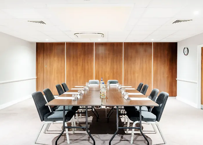 Holiday Inn London Luton Airport By Ihg