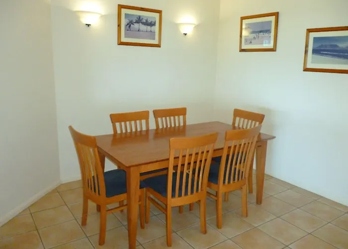 Sea Star Apartments