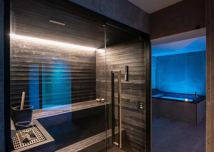 Noble Hotel & Suites - Adults Only
