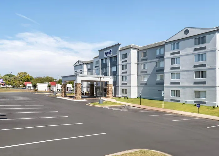 Spark By Hilton Kannapolis
