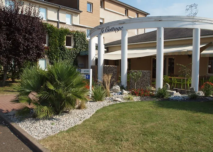Brit Hotel Le Cottage Le Mans Sud