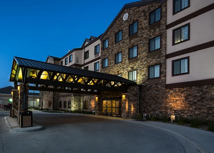 Staybridge Suites Grand Forks By Ihg