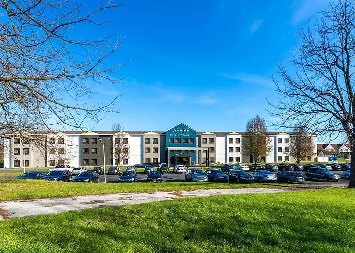 Aspire Hotel And Suites
