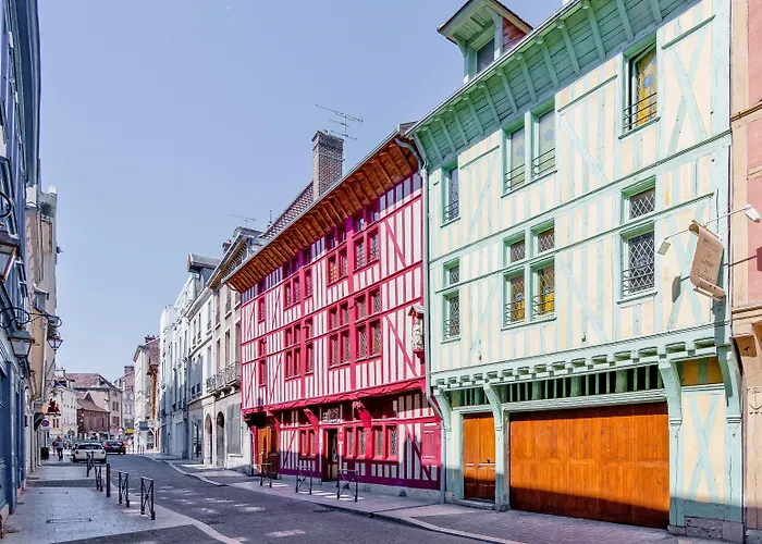 Brit Hotel Comtes De Champagne - Troyes Centre Historique