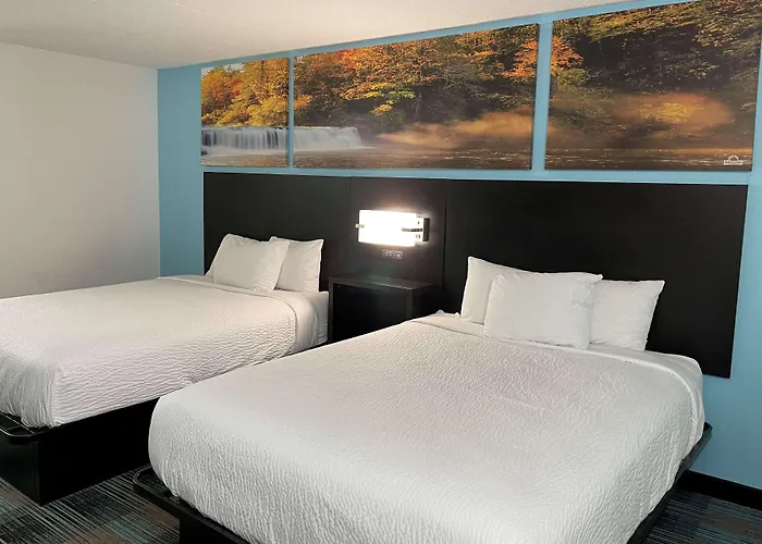 Days Inn By Wyndham Calhoun Ga I-75 And Us-41