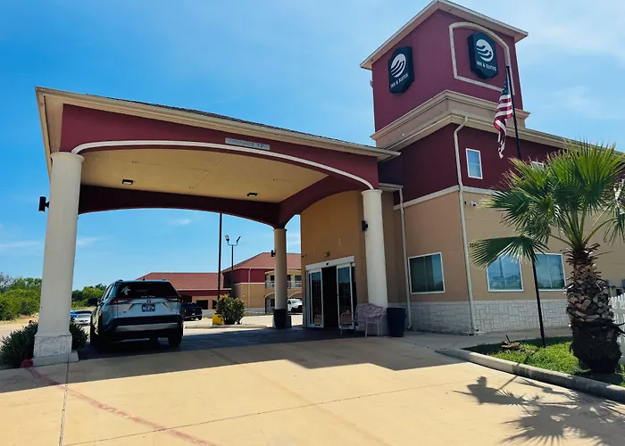 Executive Inn & Suites