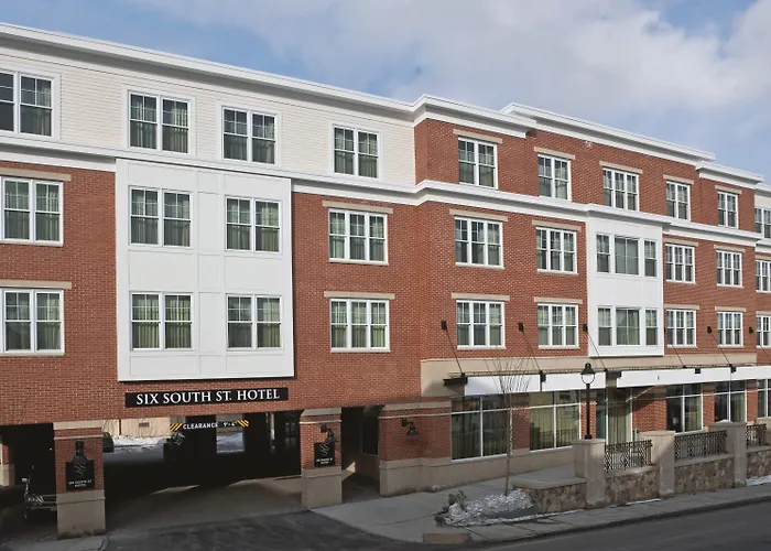 Six South St. Hotel