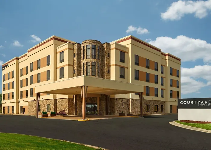 Courtyard By Marriott Atlanta Conyers