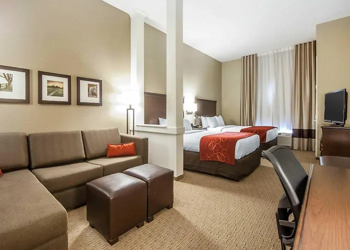 Comfort Suites Marietta-Parkersburg