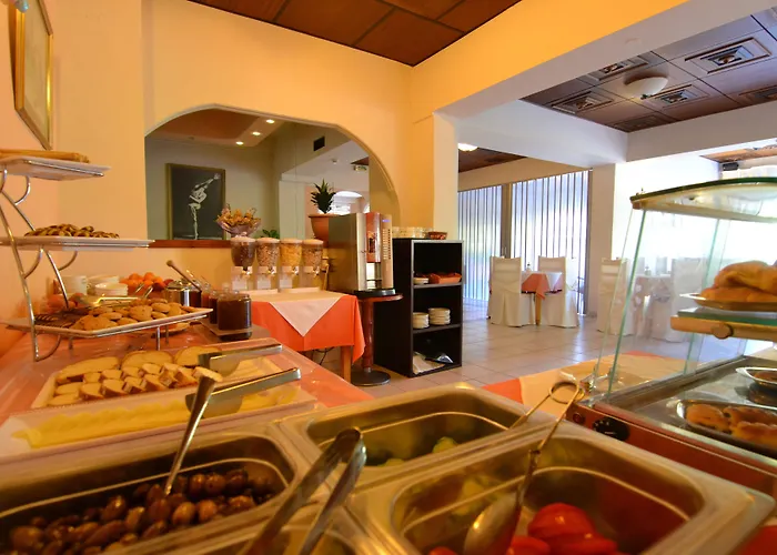 Hotel Paloma Blanca Ipsos