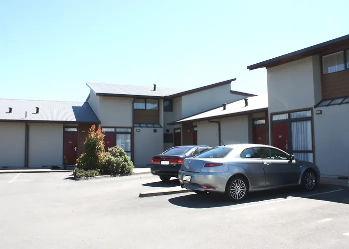 Totara Lodge