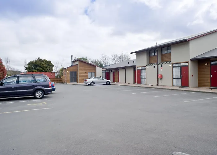Totara Lodge