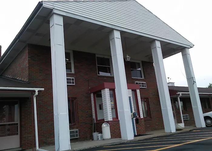 Colonial Inn Mercer-Grove City