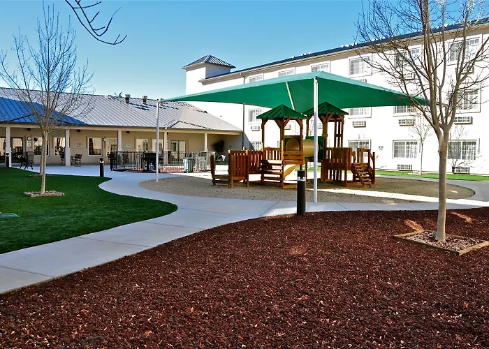 Landmark Inn Fort Irwin