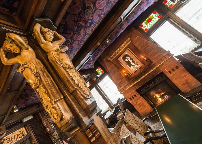 Nelson Dog Friendly Hotels