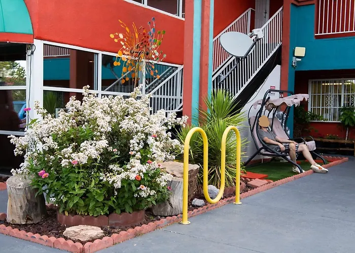 Sandia Peak Inn Old Town Abq, A Howard Johnson By Wyndham