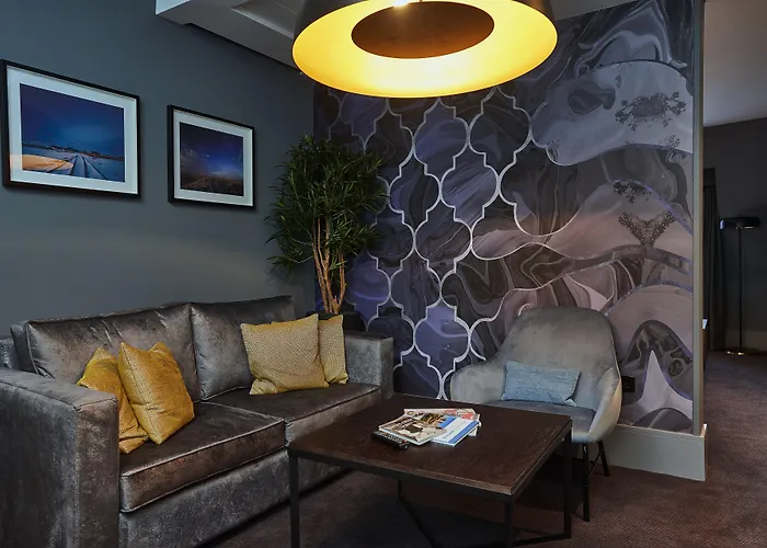 Malmaison Reading