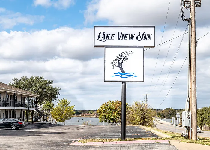 Lake View Inn