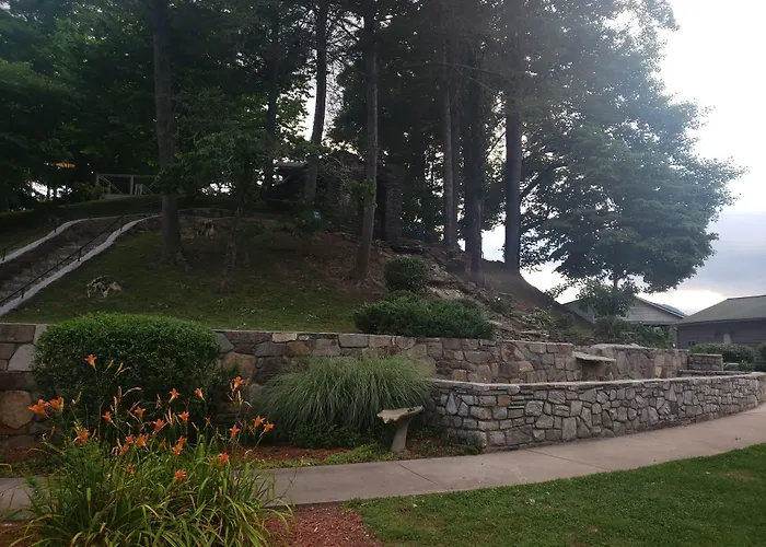 Nantahala Village