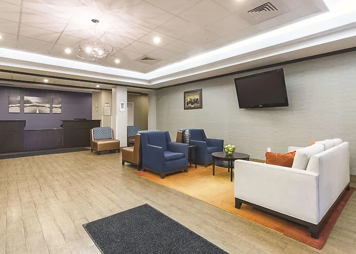 La Quinta Inn & Suites Casino And Bar By Wyndham Glendive