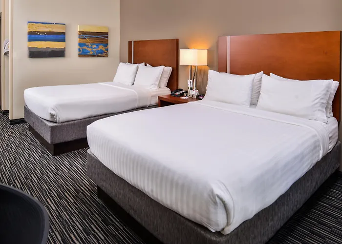 Holiday Inn Express Hotel & Suites York By Ihg
