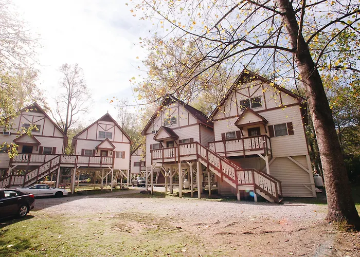 Riverbend Motel & Cabins Helen