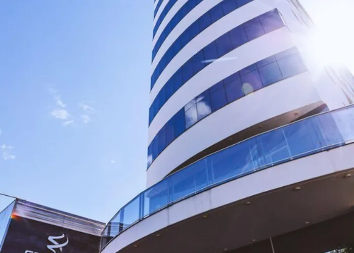 Fratele Business Hotel