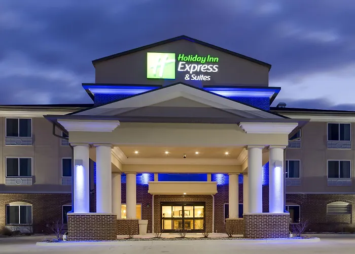 Holiday Inn Express & Suites Nevada By Ihg