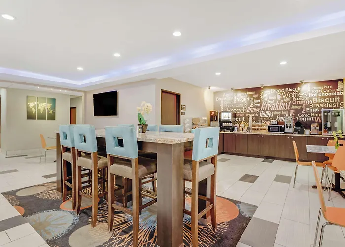 Surestay Plus Hotel By Best Western Owasso Tulsa North