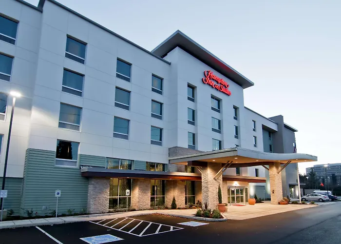 Hampton Inn & Suites Bellevue Downtown/Seattle