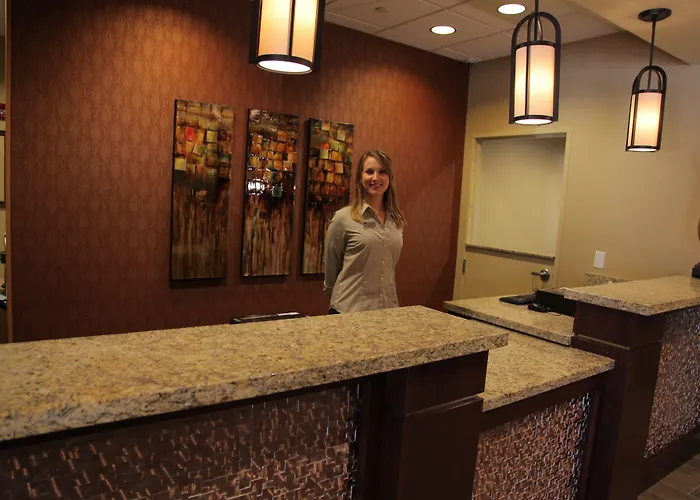 Little Missouri Inn & Suites New Town