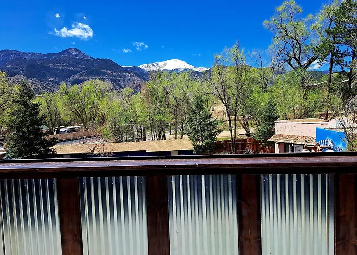 Buffalo Lodge Bicycle Resort - Amazing Access To Local Trails & The Garden