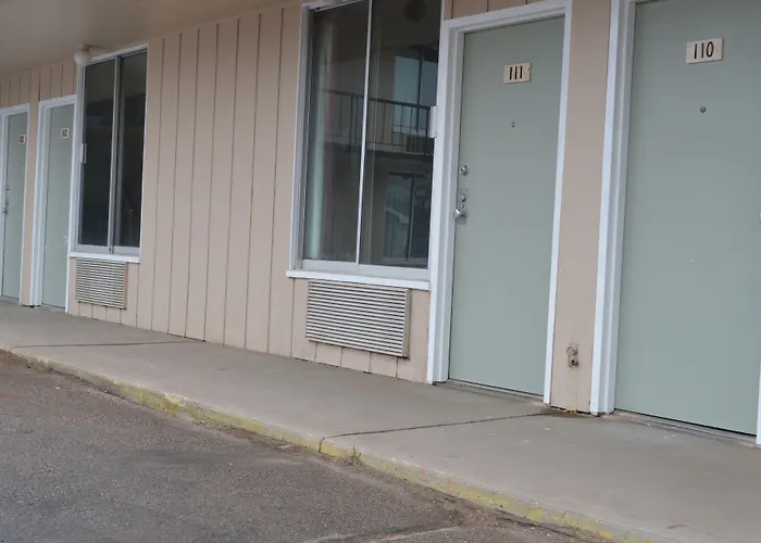 Laramie Valley Inn